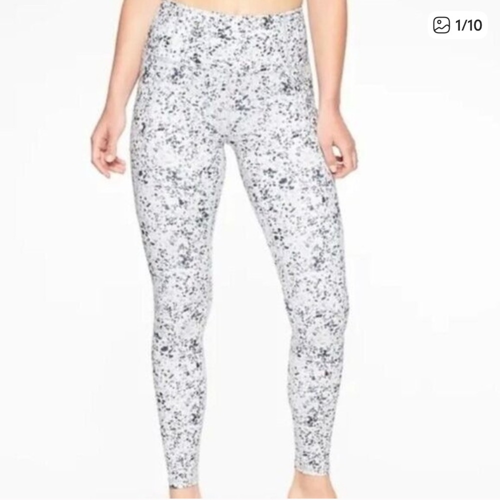 Athleta Leggings- ‘Salutation Stash’